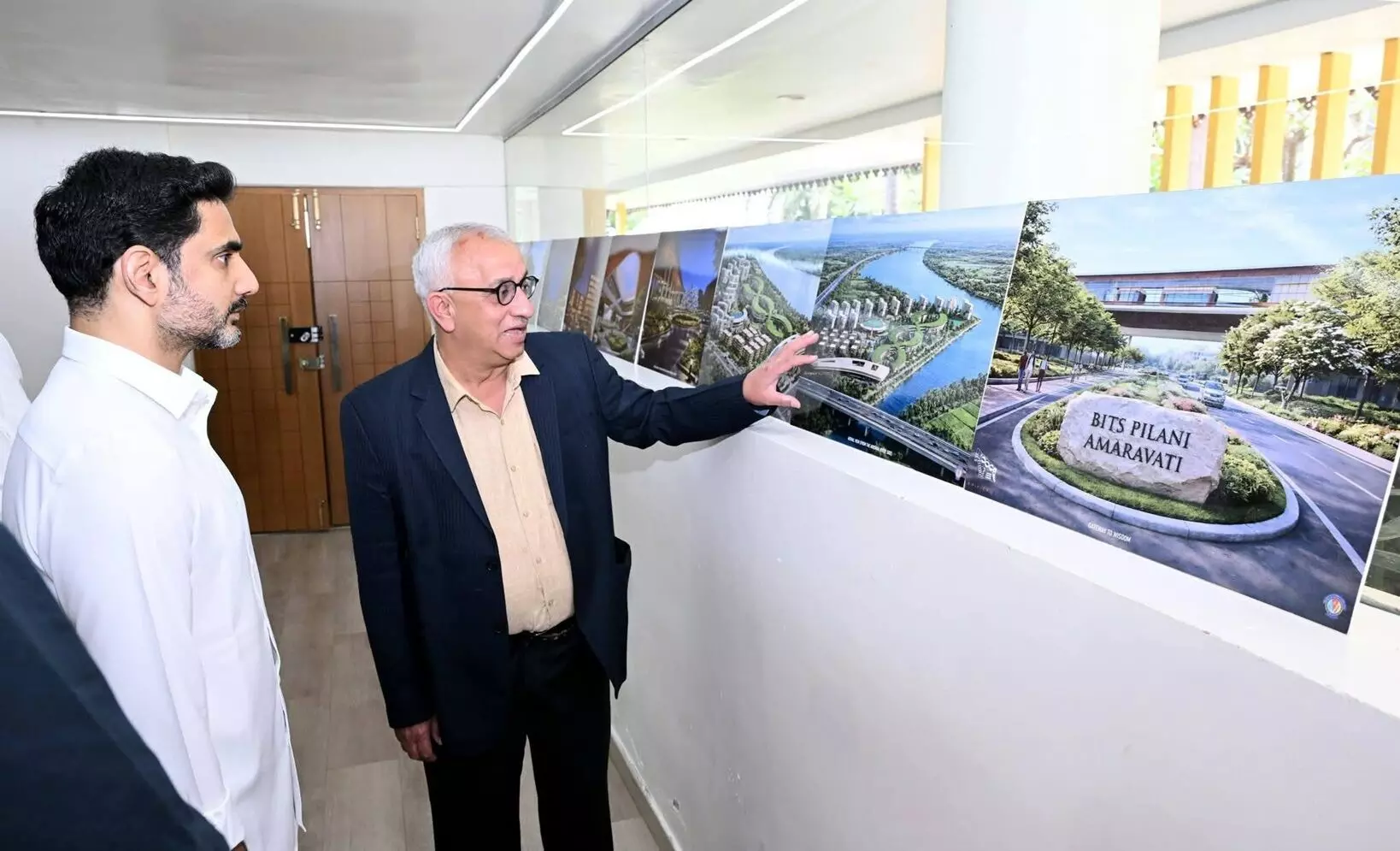 Pilani Campus in Amaravati: అమరావతిలో బిట్స్ పిలానీ క్యాంపస్పై చర్చ – మంత్రి నారా లోకేశ్ తో భేటీ అయిన ప్రతినిధులు Pilani Campus in Amaravati: అమరావతిలో బిట్స్ పిలానీ క్యాంపస్పై చర్చ – మంత్రి నారా లోకేశ్ తో భేటీ అయిన ప్రతినిధులు