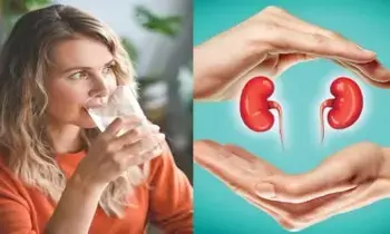 Risk of Kidney Disease: నీళ్లు ఎక్కువగా తాగితే కిడ్నీ వ్యాధులు తగ్గుతాయా? Risk of Kidney Disease: నీళ్లు ఎక్కువగా తాగితే కిడ్నీ వ్యాధులు తగ్గుతాయా?
