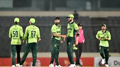 Pakistan national cricket team: డిఎల్ఎస్ పద్ధతిలో పాకిస్థాన్ ఘనవిజయం: బంగ్లాదేశ్పై 128 పరుగుల తేడాతో గెలుపు Pakistan national cricket team: డిఎల్ఎస్ పద్ధతిలో పాకిస్థాన్ ఘనవిజయం: బంగ్లాదేశ్పై 128 పరుగుల తేడాతో గెలుపు