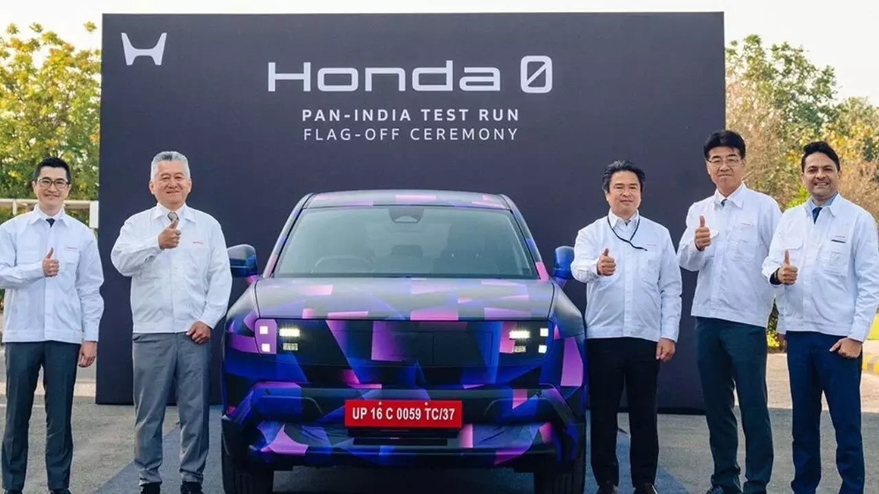 Honda 0 Alpha EV : ఒక్కసారి ఛార్జ్ చేస్తే 500 కి.మీ రేంజ్.. హోండా 0 సిరీస్ ఈవీతో పెట్రోల్ బంకులకు సెలవు Honda 0 Alpha EV : ఒక్కసారి ఛార్జ్ చేస్తే 500 కి.మీ రేంజ్.. హోండా 0 సిరీస్ ఈవీతో పెట్రోల్ బంకులకు సెలవు