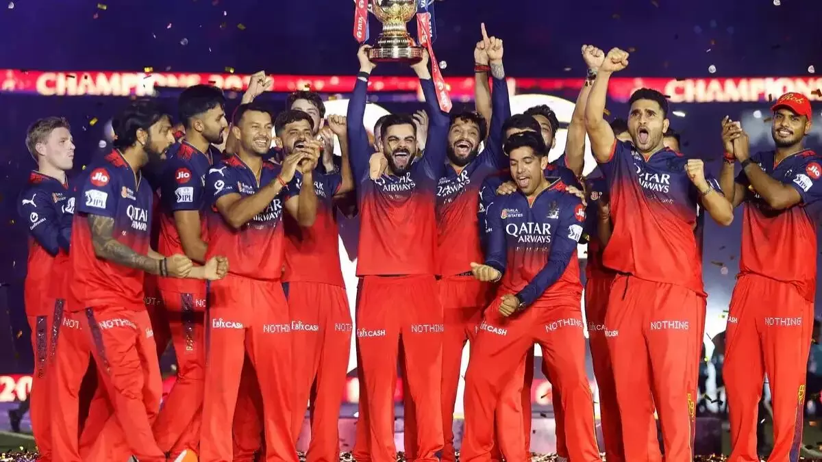 Royal Challengers Bangalore: అమ్మకానికి ఆర్సీబీ.. చివరి దశకు డీల్ Royal Challengers Bangalore: అమ్మకానికి ఆర్సీబీ.. చివరి దశకు డీల్