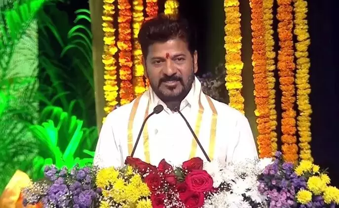 CM Revanth Reddy: వ్యవసాయాన్ని లాభదాయకంగా మార్చి రైతును రాజుగా చేస్తాం: సీఎం రేవంత్ CM Revanth Reddy: వ్యవసాయాన్ని లాభదాయకంగా మార్చి రైతును రాజుగా చేస్తాం: సీఎం రేవంత్
