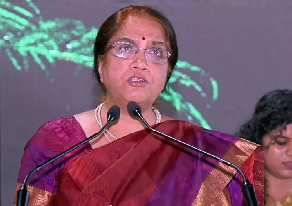 State Election Commission: పంచాయతీ ఓటర్ల జాబితాలు తప్పనిసరిగా ప్రచురించాలి – ప్రభుత్వ విజ్ఞప్తిని తిరస్కరించిన ఎస్ఈసీ State Election Commission: పంచాయతీ ఓటర్ల జాబితాలు తప్పనిసరిగా ప్రచురించాలి – ప్రభుత్వ విజ్ఞప్తిని తిరస్కరించిన ఎస్ఈసీ