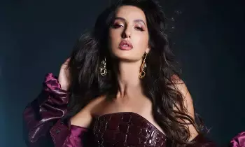 Nora Fatehi Clarifies: నోరా ఫతేహి క్లారిటీ: ఆ బూతు పాటతో నాకు సంబంధం లేదు! Nora Fatehi Clarifies: నోరా ఫతేహి క్లారిటీ: ఆ బూతు పాటతో నాకు సంబంధం లేదు!