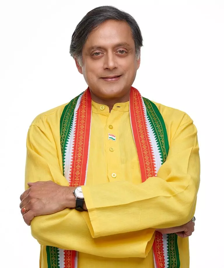 Shashi Tharoor: కేరళ ఎన్నికల్లో పోటీ చేయను – ప్రచారంపై దృష్టి: ఎంపీ శశిథరూర్ Shashi Tharoor: కేరళ ఎన్నికల్లో పోటీ చేయను – ప్రచారంపై దృష్టి: ఎంపీ శశిథరూర్