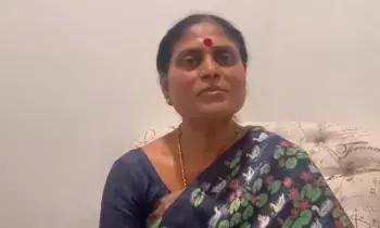 Y. S. Vijayamma: ఎన్సీఎల్టీ కేసులో సంచలన ఆరోపణలు- చెల్లికి న్యాయం జరగాలని కోరిన వైఎస్ విజయమ్మ Y. S. Vijayamma: ఎన్సీఎల్టీ కేసులో సంచలన ఆరోపణలు- చెల్లికి న్యాయం జరగాలని కోరిన వైఎస్ విజయమ్మ