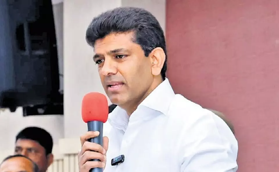 Union Minister Pemmasani Chandrasekhar: వ్యాపారుల పెత్తనాన్ని తగ్గించాలంటే రైతులు ఏకతాటిపైకి రావాలి: కేంద్ర మంత్రి పెమ్మసాని చంద్రశేఖర్ Union Minister Pemmasani Chandrasekhar: వ్యాపారుల పెత్తనాన్ని తగ్గించాలంటే రైతులు ఏకతాటిపైకి రావాలి: కేంద్ర మంత్రి పెమ్మసాని చంద్రశేఖర్