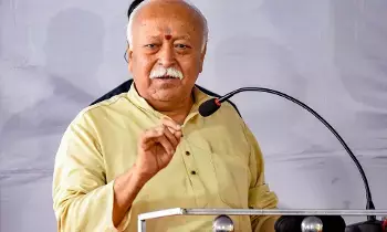 Mohan Bhagwat: ఐక్యత, ధర్మాచరణతోనే శాశ్వత శాంతి సాధ్యం: మోహన్ భాగవత్ సందేశం Mohan Bhagwat: ఐక్యత, ధర్మాచరణతోనే శాశ్వత శాంతి సాధ్యం: మోహన్ భాగవత్ సందేశం