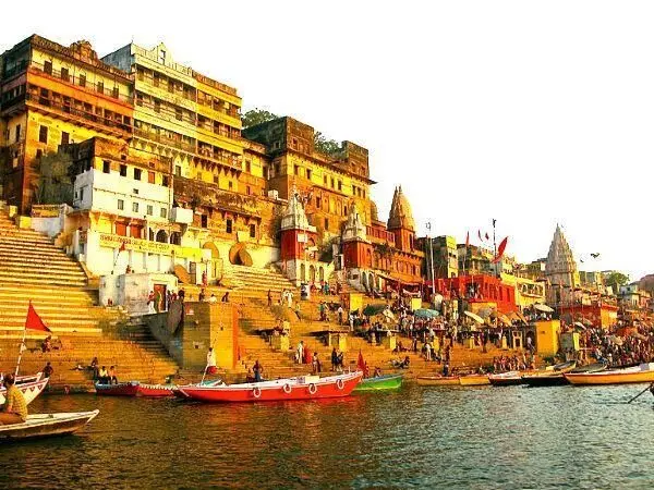 Kashi Vishwanath Temple: జీవితంలో ఒక్కసారైనా దర్శించాల్సిన పుణ్యక్షేత్రం కాశీ..ఎందుకంటే.? Kashi Vishwanath Temple: జీవితంలో ఒక్కసారైనా దర్శించాల్సిన పుణ్యక్షేత్రం కాశీ..ఎందుకంటే.?