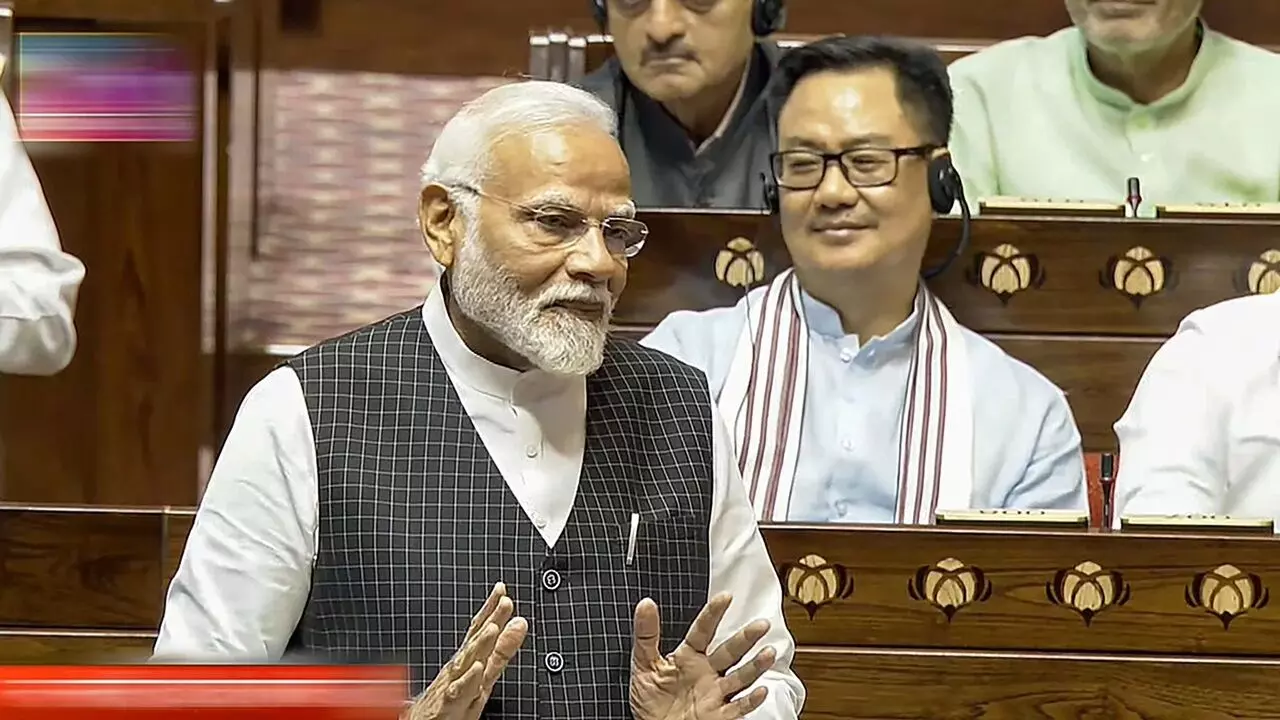 Narendra Modi: పశ్చిమాసియా పరిస్థితులపై లోక్సభలో చర్చ – ప్రధాని నరేంద్ర మోడీ స్పందన Narendra Modi: పశ్చిమాసియా పరిస్థితులపై లోక్సభలో చర్చ – ప్రధాని నరేంద్ర మోడీ స్పందన