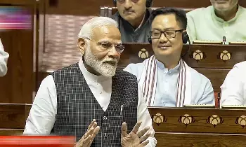 Narendra Modi: పశ్చిమాసియా పరిస్థితులపై లోక్సభలో చర్చ – ప్రధాని నరేంద్ర మోడీ స్పందన Narendra Modi: పశ్చిమాసియా పరిస్థితులపై లోక్సభలో చర్చ – ప్రధాని నరేంద్ర మోడీ స్పందన