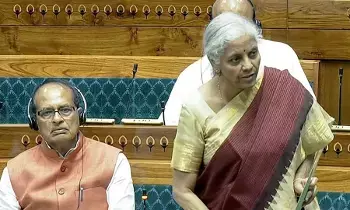 Nirmala Sitharaman Clarifies: రైతు రుణాల పూర్తి మాఫీకి ప్రభుత్వం వద్ద ఎలాంటి ప్రతిపాదన లేదు: కేంద్ర ఆర్థిక మంత్రి నిర్మలా సీతారామన్ స్పష్టీకరణ Nirmala Sitharaman Clarifies: రైతు రుణాల పూర్తి మాఫీకి ప్రభుత్వం వద్ద ఎలాంటి ప్రతిపాదన లేదు: కేంద్ర ఆర్థిక మంత్రి నిర్మలా సీతారామన్ స్పష్టీకరణ