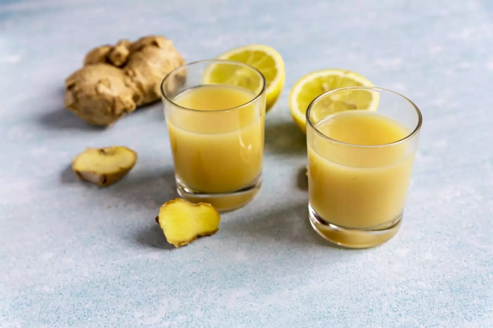 Lose Weight and Get Glowing Skin: బరువు తగ్గాలా? చర్మం మెరవాలా? అయితే రోజూ ఉదయం ఈ మ్యాజిక్ డ్రింక్ తాగండి.. Lose Weight and Get Glowing Skin: బరువు తగ్గాలా? చర్మం మెరవాలా? అయితే రోజూ ఉదయం ఈ మ్యాజిక్ డ్రింక్ తాగండి..