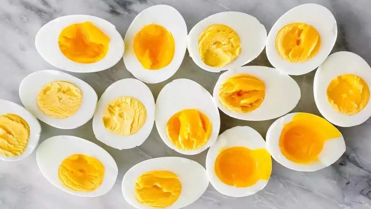 Egg Benefits: ఎగ్ బెనిఫిట్స్: రోజుకు ఒక గుడ్డు.. రోగాలకు చెక్ పెట్టండిలా! Egg Benefits: ఎగ్ బెనిఫిట్స్: రోజుకు ఒక గుడ్డు.. రోగాలకు చెక్ పెట్టండిలా!
