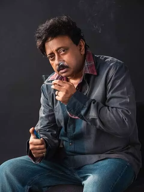 Ram Gopal Varma: ఆటో డ్రైవర్ కావాలనుకున్నా.. ఆ శబ్దం నన్ను ఊపేసేది.. ఆర్జీవీ ఇంటరెస్టింగ్ కామెంట్స్.. Ram Gopal Varma: ఆటో డ్రైవర్ కావాలనుకున్నా.. ఆ శబ్దం నన్ను ఊపేసేది.. ఆర్జీవీ ఇంటరెస్టింగ్ కామెంట్స్..