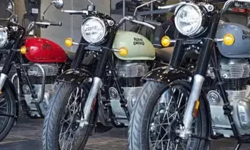 Royal Enfield Sales : రాయల్ ఎన్ఫీల్డ్ జోరు.. ఫిబ్రవరిలో 91 వేలకు పైగా బైక్ల విక్రయం Royal Enfield Sales : రాయల్ ఎన్ఫీల్డ్ జోరు.. ఫిబ్రవరిలో 91 వేలకు పైగా బైక్ల విక్రయం