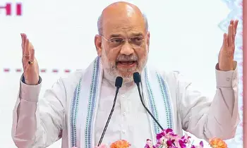 Amit Shah Releases ‘Chargesheet’: బెంగాల్లో టీఎంసీ పాలనపై అమిత్ షా ‘ఛార్జ్షీట్’ విడుదల Amit Shah Releases ‘Chargesheet’: బెంగాల్లో టీఎంసీ పాలనపై అమిత్ షా ‘ఛార్జ్షీట్’ విడుదల
