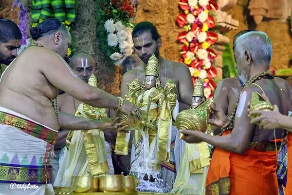 Vasanthotsav Celebrations: వేడుకగా వసంతోత్సవాలు ప్రారంభం Vasanthotsav Celebrations: వేడుకగా వసంతోత్సవాలు ప్రారంభం