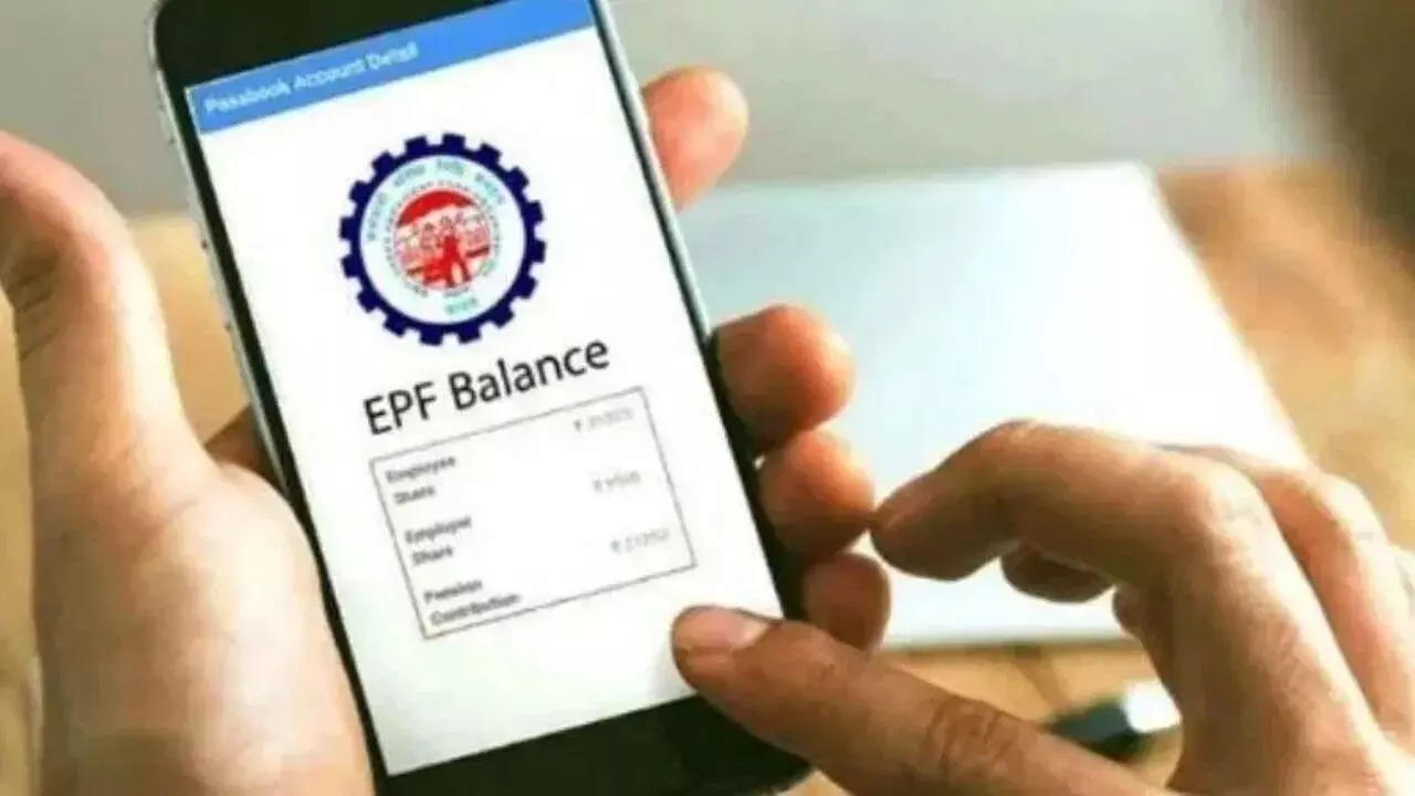EPF Interest Rate : పీఎఫ్ ఖాతాదారులకు షాక్.. 10% వడ్డీ అనేది కేవలం కలేనా? EPF Interest Rate : పీఎఫ్ ఖాతాదారులకు షాక్.. 10% వడ్డీ అనేది కేవలం కలేనా?