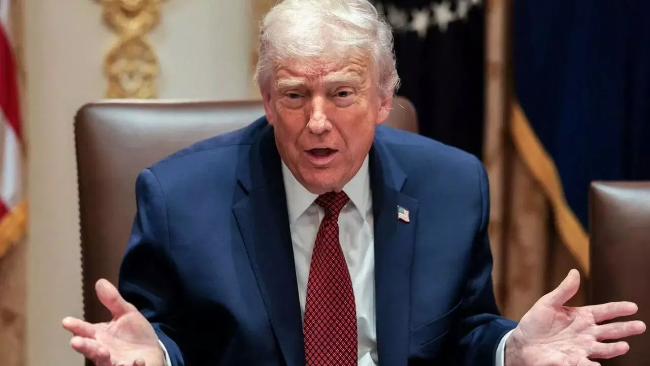 Donald Trump : ప్రపంచ ఫార్మా రంగంలో భూకంపం.. ట్రంప్ దెబ్బకు కుదేలైన దిగ్గజ కంపెనీలు Donald Trump : ప్రపంచ ఫార్మా రంగంలో భూకంపం.. ట్రంప్ దెబ్బకు కుదేలైన దిగ్గజ కంపెనీలు