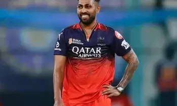 Nuwan Thushara: శ్రీలంక బోర్డుపై కోర్టుకెక్కిన ఆర్సీబీ ప్లేయర్ Nuwan Thushara: శ్రీలంక బోర్డుపై కోర్టుకెక్కిన ఆర్సీబీ ప్లేయర్