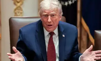 Donald Trump : ప్రపంచ ఫార్మా రంగంలో భూకంపం.. ట్రంప్ దెబ్బకు కుదేలైన దిగ్గజ కంపెనీలు Donald Trump : ప్రపంచ ఫార్మా రంగంలో భూకంపం.. ట్రంప్ దెబ్బకు కుదేలైన దిగ్గజ కంపెనీలు