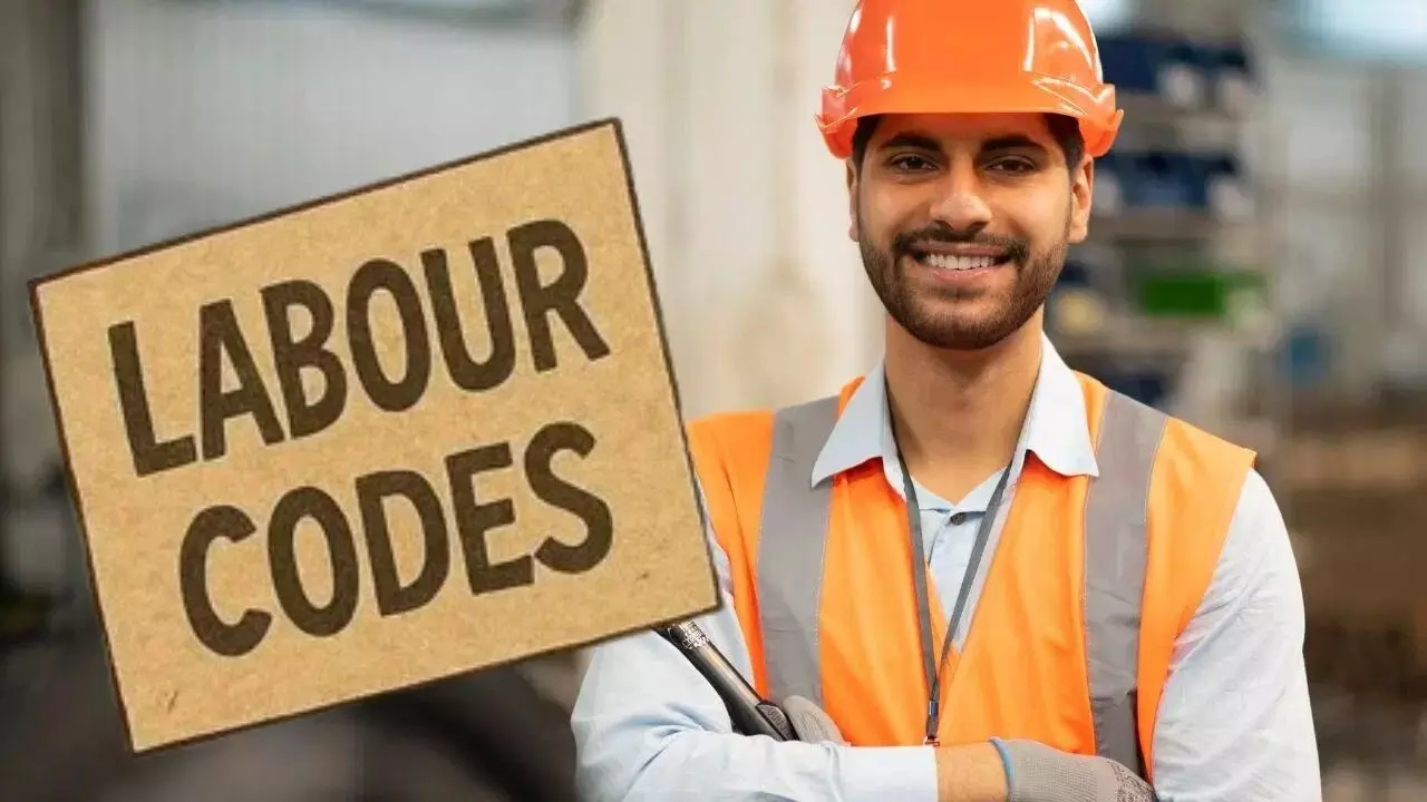 New Labor Law 2026 : ప్రైవేట్ ఉద్యోగులకు అదిరిపోయే గుడ్ న్యూస్.. రిజైన్ చేసిన 48 గంటల్లోనే సెటిల్మెంట్ New Labor Law 2026 : ప్రైవేట్ ఉద్యోగులకు అదిరిపోయే గుడ్ న్యూస్.. రిజైన్ చేసిన 48 గంటల్లోనే సెటిల్మెంట్