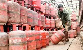 LPG Gas Agency Dealership : గ్యాస్ ఏజెన్సీ పెట్టాలనుకుంటున్నారా? పెట్టుబడి, అర్హతలు, అప్లికేషన్ ప్రాసెస్ పూర్తి వివరాలివే LPG Gas Agency Dealership : గ్యాస్ ఏజెన్సీ పెట్టాలనుకుంటున్నారా? పెట్టుబడి, అర్హతలు, అప్లికేషన్ ప్రాసెస్ పూర్తి వివరాలివే