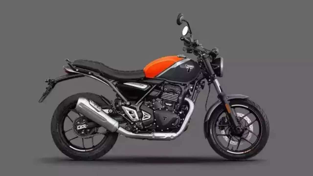 Triumph : బుల్లెట్ కోట పై ట్రయంఫ్ దండయాత్ర.. సరికొత్త 350cc బైకుల లాంచ్.. మైండ్ బ్లాక్ చేసే ఫీచర్లు Triumph : బుల్లెట్ కోట పై ట్రయంఫ్ దండయాత్ర.. సరికొత్త 350cc బైకుల లాంచ్.. మైండ్ బ్లాక్ చేసే ఫీచర్లు