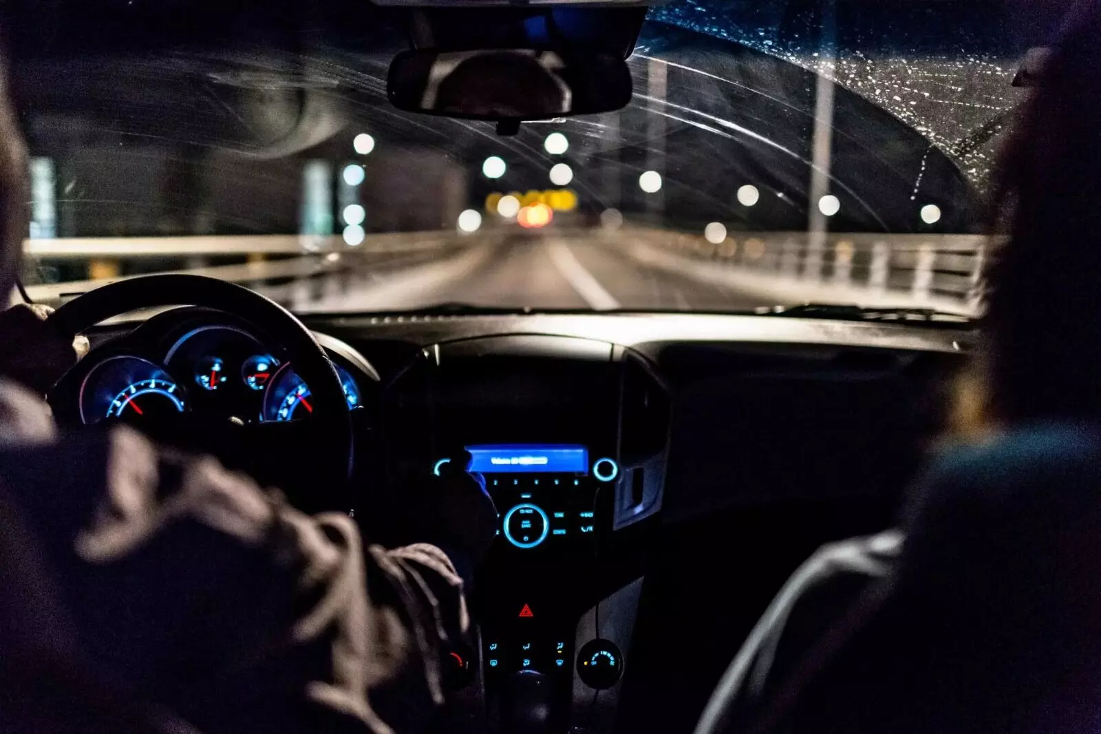 Night Driving Tips : రాత్రి డ్రైవింగ్ చేస్తున్నారా? ఈ టిప్స్ పాటించకపోతే యముడికి ఇన్విటేషన్ ఇచ్చినట్లే Night Driving Tips : రాత్రి డ్రైవింగ్ చేస్తున్నారా? ఈ టిప్స్ పాటించకపోతే యముడికి ఇన్విటేషన్ ఇచ్చినట్లే