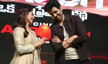 Actor Adivi Sesh: నా లవ్ స్టోరీ బ్రేకప్ పెయిన్ ను పదేళ్లు అనుభవించా Actor Adivi Sesh: నా లవ్ స్టోరీ బ్రేకప్ పెయిన్ ను పదేళ్లు అనుభవించా
