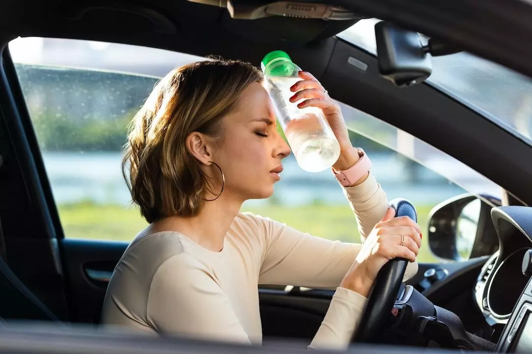 Car AC Tips : వేసవిలో మీ కారు ఏసీ సూపర్ కూలింగ్ ఇవ్వాలా? ఈ చిన్న ట్రిక్స్ పాటిస్తే లోపల మంచు కురవాల్సిందే Car AC Tips : వేసవిలో మీ కారు ఏసీ సూపర్ కూలింగ్ ఇవ్వాలా? ఈ చిన్న ట్రిక్స్ పాటిస్తే లోపల మంచు కురవాల్సిందే