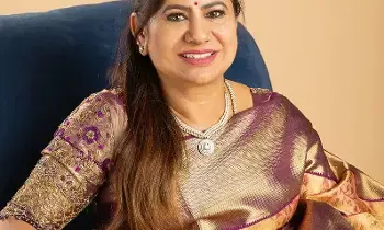 Tamil Nadu Elections: సంపన్నులైన అభ్యర్థి లీమారోస్ – తమిళనాడు ఎన్నికల్లో ఆస్తుల విలువ రూ.1,049 కోట్లు Tamil Nadu Elections: సంపన్నులైన అభ్యర్థి లీమారోస్ – తమిళనాడు ఎన్నికల్లో ఆస్తుల విలువ రూ.1,049 కోట్లు