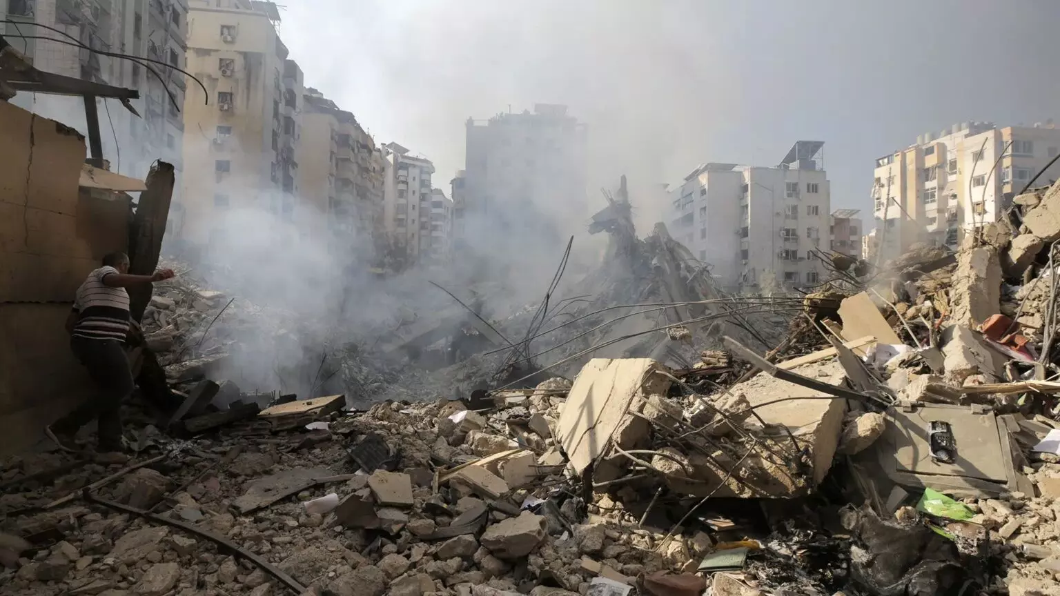 Israel Strikes Continue: ఇజ్రాయెల్ దాడులు కొనసాగుతున్నాయి.. లెబనాన్ సీజ్ఫైర్ ఉల్లంఘన ఆరోపణ Israel Strikes Continue: ఇజ్రాయెల్ దాడులు కొనసాగుతున్నాయి.. లెబనాన్ సీజ్ఫైర్ ఉల్లంఘన ఆరోపణ
