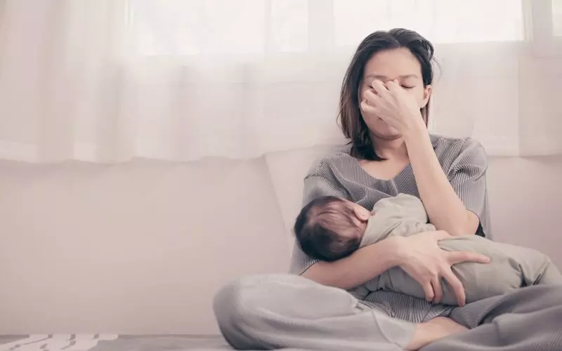 Causes of Postpartum Depression: డెలివరీ తర్వాత డిఫ్రెషన్ కు కారణాలివే.. Causes of Postpartum Depression: డెలివరీ తర్వాత డిఫ్రెషన్ కు కారణాలివే..