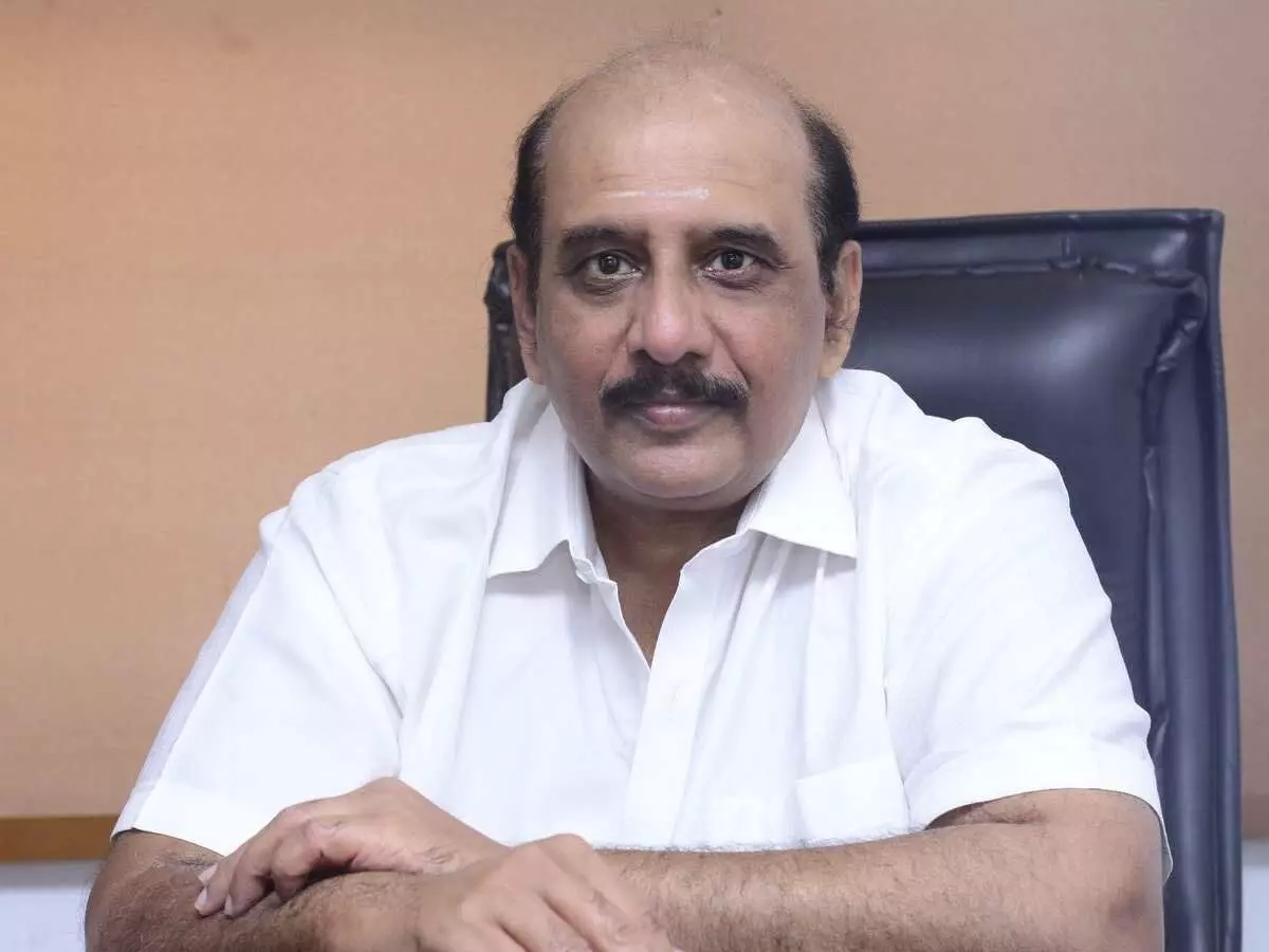 M. S. Raju’s New Thriller Announced: ప్రేమకథల దర్శకుడు ఇప్పుడు భయపెట్టబోతున్నాడు: ఎం.ఎస్. రాజు కొత్త హారర్ థ్రిల్లర్ M. S. Raju’s New Thriller Announced: ప్రేమకథల దర్శకుడు ఇప్పుడు భయపెట్టబోతున్నాడు: ఎం.ఎస్. రాజు కొత్త హారర్ థ్రిల్లర్