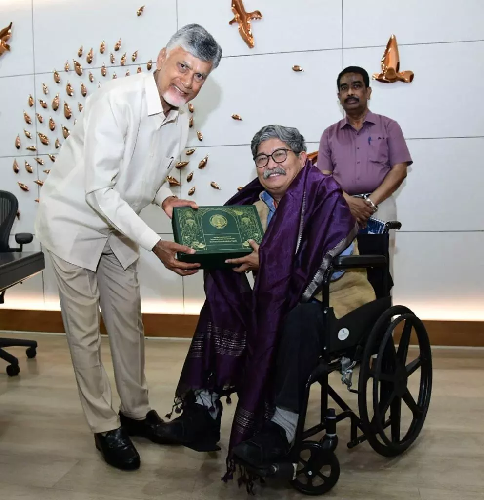 N. Chandrababu Naidu: చంద్రబాబుతో జీఆర్ఎంబీ ఛైర్మన్ దోర్జే గ్యాంబా భేటీ N. Chandrababu Naidu: చంద్రబాబుతో జీఆర్ఎంబీ ఛైర్మన్ దోర్జే గ్యాంబా భేటీ