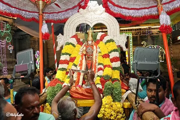 Sri Govindaraja Swamy Temple: శ్రీ గోవిందరాజస్వామివారి ఆలయంలో శ్రీ భాష్యకార్ల ఉత్సవం ప్రారంభం Sri Govindaraja Swamy Temple: శ్రీ గోవిందరాజస్వామివారి ఆలయంలో శ్రీ భాష్యకార్ల ఉత్సవం ప్రారంభం