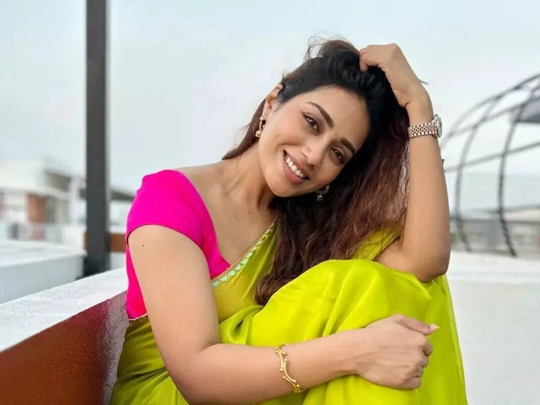 Actress Nivetha Pethuraj: మళ్లీ కెరీర్పై నివేదా పేతురాజ్ ఫోకస్.. సెకండ్ ఇన్నింగ్స్కు సిద్ధమవుతున్న బ్యూటీ Actress Nivetha Pethuraj: మళ్లీ కెరీర్పై నివేదా పేతురాజ్ ఫోకస్.. సెకండ్ ఇన్నింగ్స్కు సిద్ధమవుతున్న బ్యూటీ