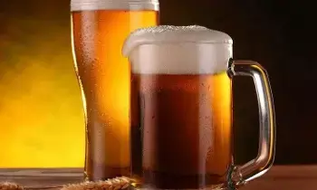 Drinking Beer: చల్లదనం కోసం బీర్లను తాగుతున్నారా.. అయితే జాగ్రత్త! Drinking Beer: చల్లదనం కోసం బీర్లను తాగుతున్నారా.. అయితే జాగ్రత్త!