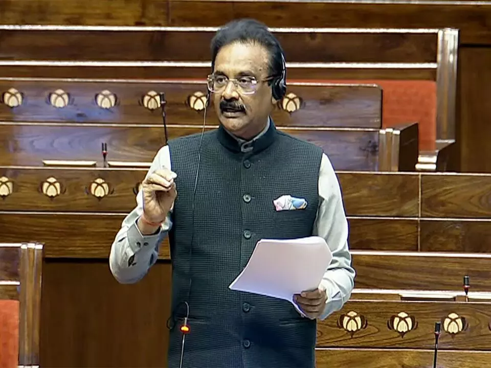 ED Raids: ఈడీ దాడులు: ఆప్ రాజ్యసభ సభ్యుడు అశోక్ మిత్తల్ ఇంటి సహా వ్యాపార సంస్థలపై సోదాలు ED Raids: ఈడీ దాడులు: ఆప్ రాజ్యసభ సభ్యుడు అశోక్ మిత్తల్ ఇంటి సహా వ్యాపార సంస్థలపై సోదాలు