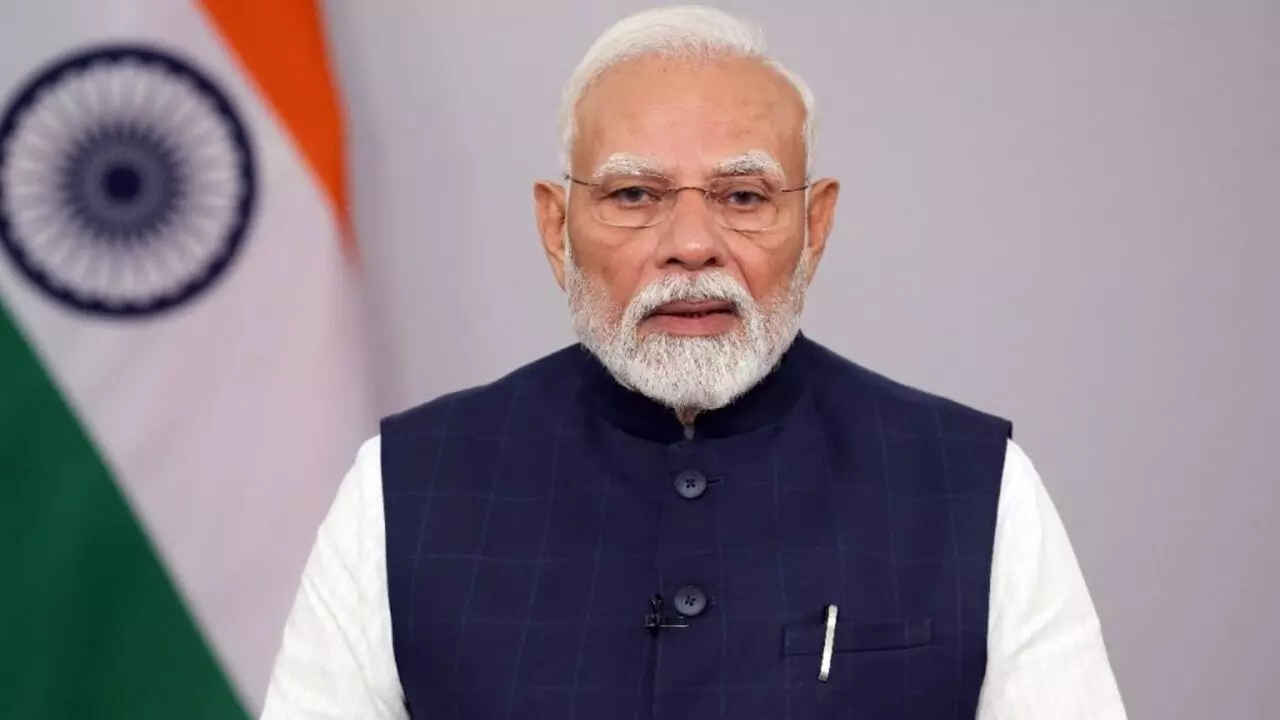 Narendra Modi: మహిళల గౌరవానికి ప్రాధాన్యం – మహిళా రిజర్వేషన్ బిల్లుపై ప్రధాని మోడీ Narendra Modi: మహిళల గౌరవానికి ప్రాధాన్యం – మహిళా రిజర్వేషన్ బిల్లుపై ప్రధాని మోడీ