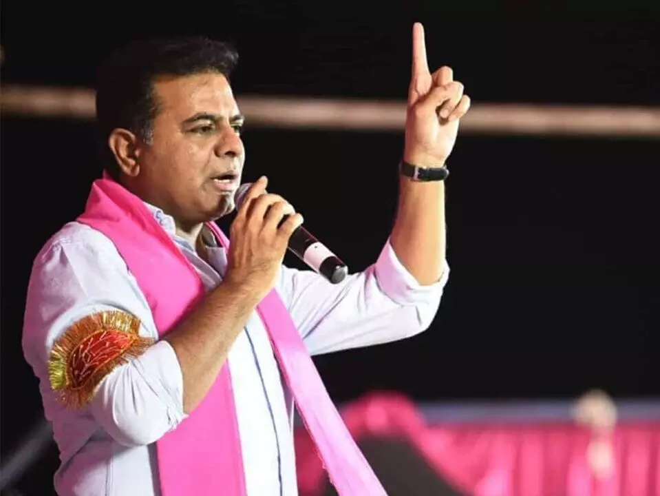 K. T. Rama Rao: దక్షిణాదికి అన్యాయం చేస్తే బలమైన ప్రజా ఉద్యమమే: కల్వకుంట్ల తారక రామారావు (కేటీఆర్) K. T. Rama Rao: దక్షిణాదికి అన్యాయం చేస్తే బలమైన ప్రజా ఉద్యమమే: కల్వకుంట్ల తారక రామారావు (కేటీఆర్)