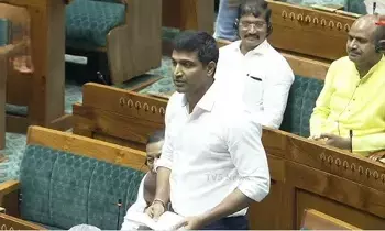 MP Lavu Sri Krishna Devarayalu: మహిళల హక్కులకు బలమైన మద్దతు: లోక్సభలో తెదేపా ఎంపీ లావు శ్రీకృష్ణదేవరాయలు MP Lavu Sri Krishna Devarayalu: మహిళల హక్కులకు బలమైన మద్దతు: లోక్సభలో తెదేపా ఎంపీ లావు శ్రీకృష్ణదేవరాయలు