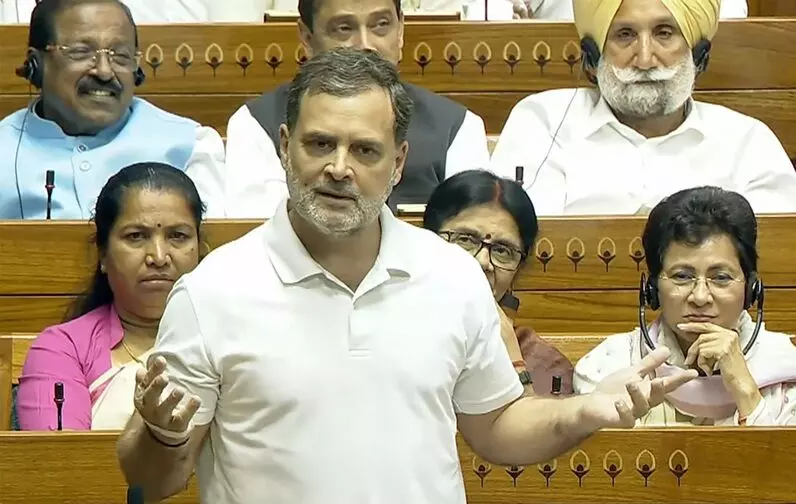 Rahul Gandhi: మహిళా రిజర్వేషన్ ముసుగులో ఎన్నికల ముఖచిత్రం మార్చే కుట్ర: రాహుల్ ధ్వజం Rahul Gandhi: మహిళా రిజర్వేషన్ ముసుగులో ఎన్నికల ముఖచిత్రం మార్చే కుట్ర: రాహుల్ ధ్వజం