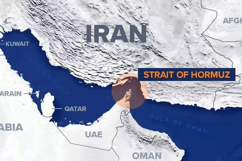 Iran Warns: హర్మూజ్ జలసంధి మళ్లీ మూసేస్తామని ఇరాన్ ఘాటు హెచ్చరిక! ట్రంప్ ప్రకటనలపై తీవ్ర విమర్శలు Iran Warns: హర్మూజ్ జలసంధి మళ్లీ మూసేస్తామని ఇరాన్ ఘాటు హెచ్చరిక! ట్రంప్ ప్రకటనలపై తీవ్ర విమర్శలు