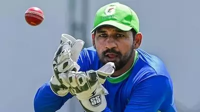 Former captain Sarfaraz Ahmed: పాక్ క్రికెట్లో కొత్త శకం: టెస్ట్ టీమ్ హెడ్ కోచ్గా సర్ఫరాజ్ అహ్మద్! Former captain Sarfaraz Ahmed: పాక్ క్రికెట్లో కొత్త శకం: టెస్ట్ టీమ్ హెడ్ కోచ్గా సర్ఫరాజ్ అహ్మద్!