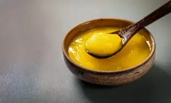 From Constipation Relief to Glowing Skin: మలబద్ధకం నుండి మెరిసే చర్మం వరకు.. నెయ్యితో ఎన్ని ఉపయోగాలో తెలుసా? From Constipation Relief to Glowing Skin: మలబద్ధకం నుండి మెరిసే చర్మం వరకు.. నెయ్యితో ఎన్ని ఉపయోగాలో తెలుసా?