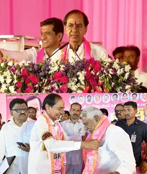 K. Chandrashekar Rao: బీఆర్ఎస్ ప్రభుత్వమే 100 శాతం తిరిగి అధికారంలోకి వస్తుంది: కేసీఆర్ ధీమా K. Chandrashekar Rao: బీఆర్ఎస్ ప్రభుత్వమే 100 శాతం తిరిగి అధికారంలోకి వస్తుంది: కేసీఆర్ ధీమా