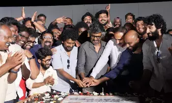 ‘Jailer 2’: తలైవా ఈజ్ బ్యాక్.. జైలర్ 2 షూటింగ్ పూర్తి.. సెట్స్ లో ఫోటోలు వైరల్ ‘Jailer 2’: తలైవా ఈజ్ బ్యాక్.. జైలర్ 2 షూటింగ్ పూర్తి.. సెట్స్ లో ఫోటోలు వైరల్